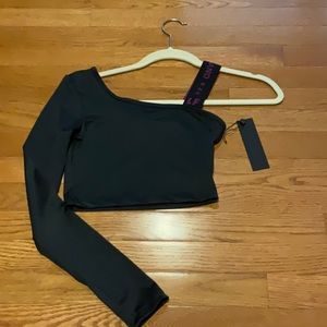 LF one shoulder long sleeve crop top size extra small